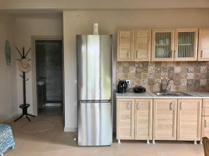 Κατηγιωργης ΞΕΝΩΝΑΣ ΡΕΓΓΙΝΑ 2