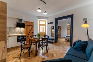 Luxurious Apartment in Old Town - Ultra Central