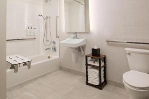 Queen Room with Two Queen Beds room in Holiday Inn Seattle-Issaquah