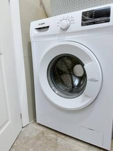 AEM 1 Bedroom Apartment Apt #9