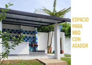 Casa villa con Jacuzzi, tobogán y BBQ