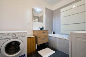 Appartements La Bibliotheque - Les Demeures d-Adrien : photos des chambres
