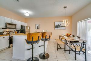 Private Pool Family-Friendly Kissimmee Townhome!