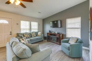 North Topsail Beach Townhome Walk to the Beach!