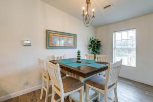 North Topsail Beach Townhome Walk to the Beach!