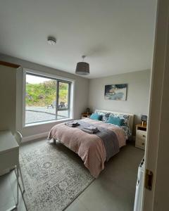 Mary’s Seaview Clifden