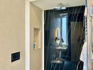 Private Luxury Suites