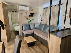 Campings Kokua Vacances presente MOBIL HOME residentiel toutes options camping 4 etoiles CANET : photos des chambres