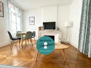 MARIA - Centre historique - Parking Privé - 蒙特古特