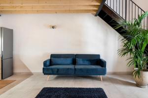 Two-Bedroom House with Jacuzzi and Garden