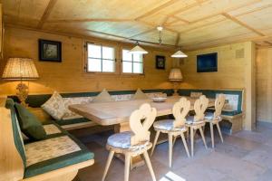 Gstaad - Great Luxurious Farmhouse