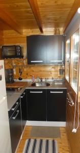 Chalets Charmant chalet en bois : photos des chambres
