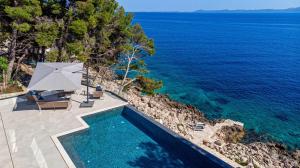 Designer villa few steps from azure blue sea