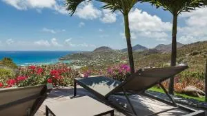 Secluded Villa with a Lavish Garden - Saint-Jean