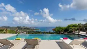 Villa with Light and Soothing Atmosphere - Saint-Jean