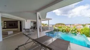 Refined Villa Few Minutes From the Beach - Oranjestad