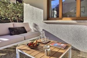 Val Air E53 Terrace & relaxation