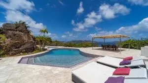 Ideally Located Bright Villa - Pointe Milou