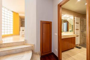 Bright Attic & Amazing Terrace