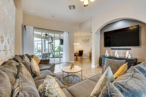 14 Mi to Disney Spacious Home with Pool and Lanai!