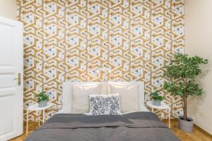 New Central and Convenient Flat