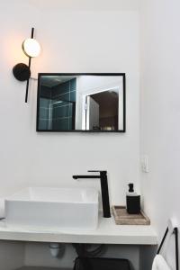Appartements La Source - Spacieux T2 au coeur du village, a 5min des plages : photos des chambres