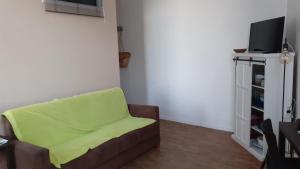 Studio vue mer 1r étage avec balcon