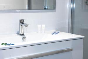 ORBIS - "Le Gaston douillet" - Clim - WiFi - Plein centre - Cour intérieure