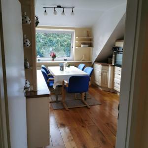 Große Ferienwohnung in ruhiger Lage mit Bergpanorama