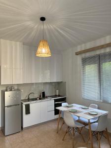 Beach Nest Apartment