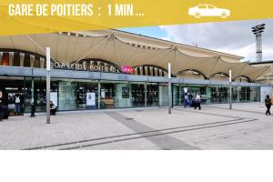 Appartements Grands Studios Maillochon acces Gare de Poitiers et Centre ville a Pieds : photos des chambres