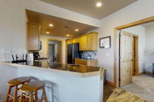 Redstone Retreat Unit A