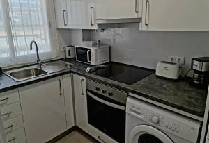 Renovated front poniente beach 4 pax wifi