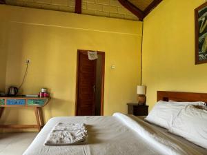 Black Lava Hostel and Lodge