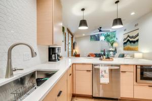 Welcoming Flagstaff Condo < 1 Mi to Downtown!