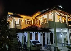 White Palace - Timbirigaskotuwa