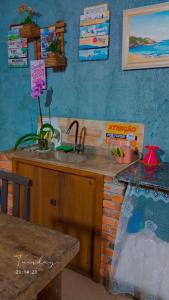 Cabana com Ar condicionado e area de cozinha e banheiro compartilhado a 10 minutos do Parque Beto Carrero