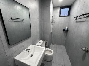 M Vertica KL City