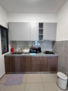 M Vertica KL City