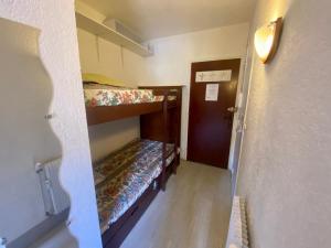 Studio cabine 21m², 5 pers, balcon, animaux admis, parking, proche commerces - FR-1-758-28