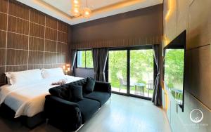 See Stars & Forest Resort