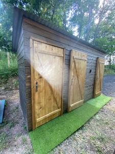 Campings Les Pichies, Logement insolite, Tiny House de Julia : photos des chambres