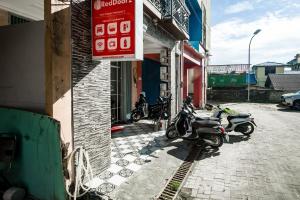 RedDoorz near Taman Bekapai 3 Balikpapan
