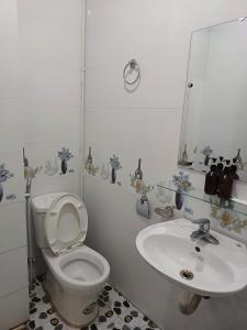 Yolo Ha Giang Adventures, Motorbike and Loop Tours