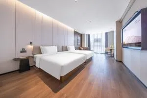 Atour Hotel Guangzhou Huadu Shiling Avenue - Čching-jüan