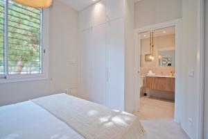 Sitges Spaces Garden Condo-2 Bedrooms, 2 Bathrooms, Garden Terrace, Near center, Sleeps up to 6- Monthly Rentals Only