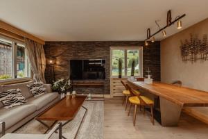 Gstaad Luxurious flat with terrace stunning views