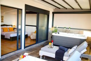 Alex Suite with private jacuzzi