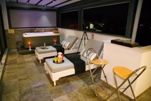 Alex Suite with private jacuzzi