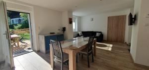 Appartements appart Herisson RDC accessible PMR : photos des chambres